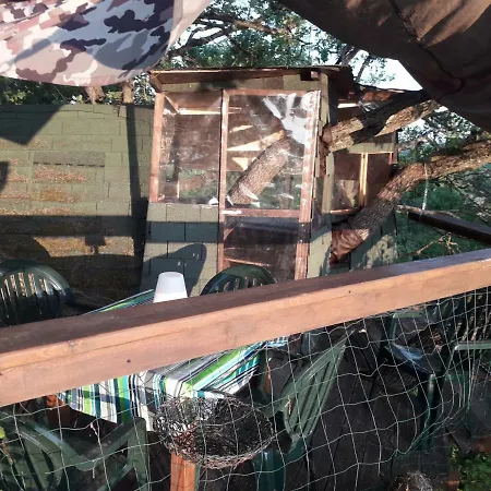 La Insolite Bed & Breakfast Mones