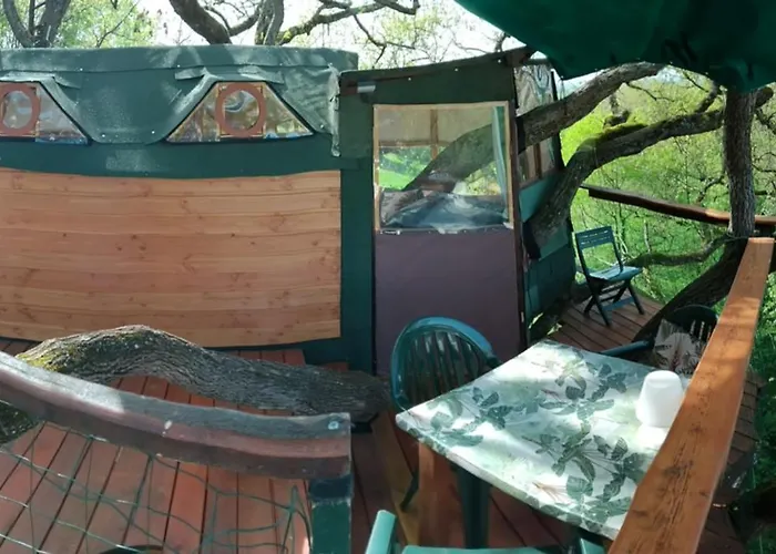 Nocleg ze śniadaniem La Insolite Mones